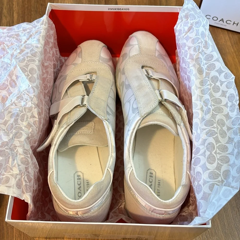 Coach size 11 Kyrie Sneakers - Picture 9 of 9